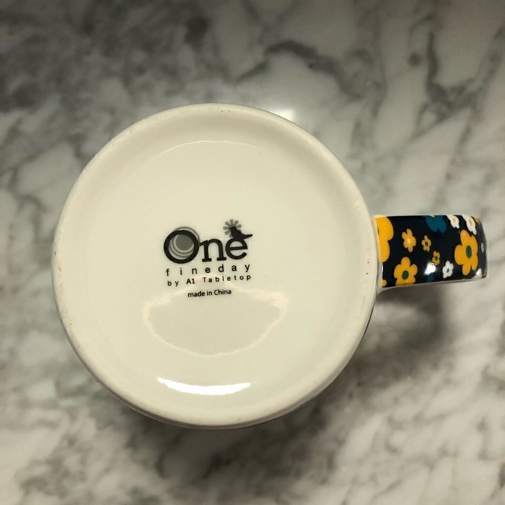 One Fine Day Mustache Mug - Picture 4 of 5